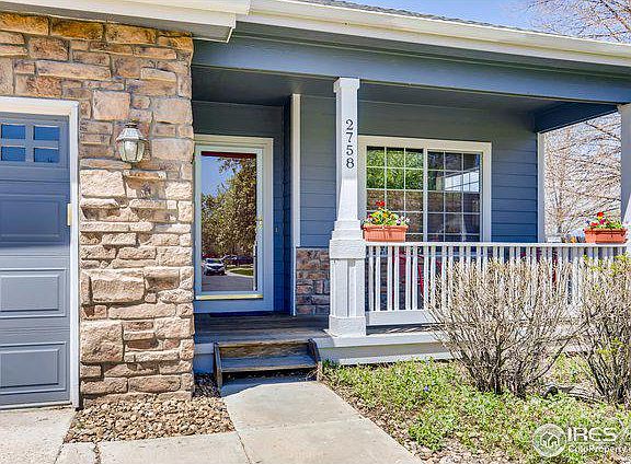 3rd image of 2758 W White Oak Ct