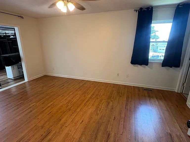 7083 Parkarms Ct — Photo 5