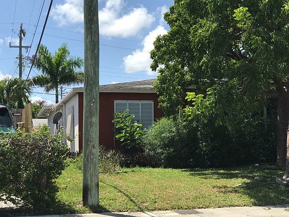 3rd image of 5141 NE 4th Ave