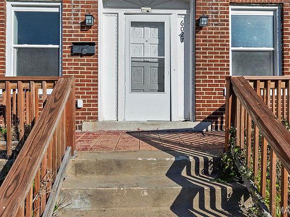 2nd image of 6027 Enright Ave