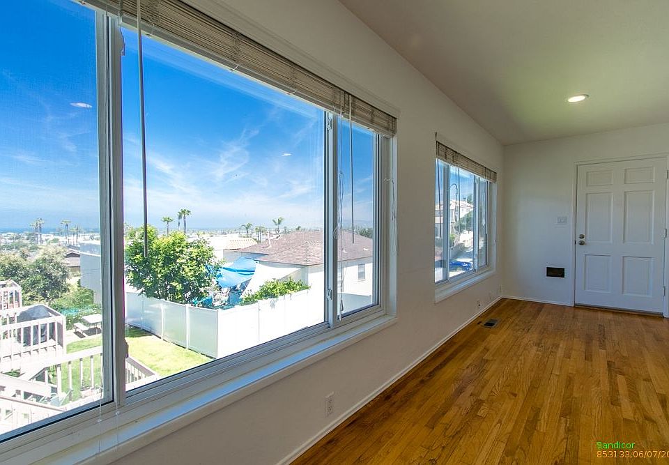 1st image of 4665 Narragansett Ave