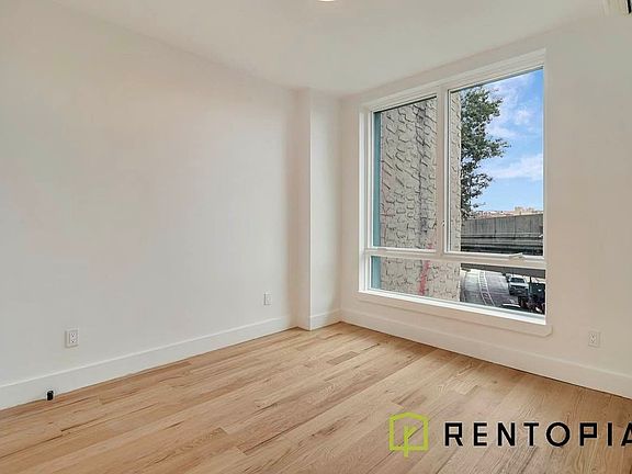 5th image of 49 Borinquen Pl #604A