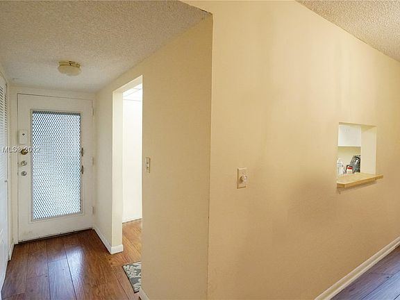 5th image of 1820 N Lauderdale Ave APT 3310