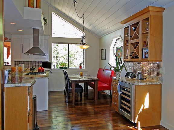 Breakfast nook & built in Wine Bar
