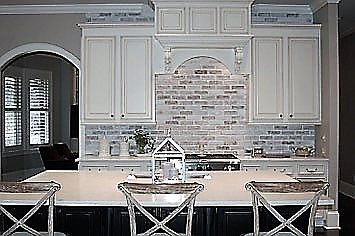 Beautifully updated kitchen