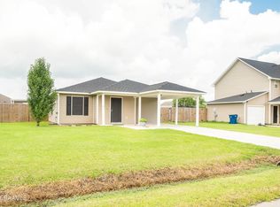 308 Oak Springs Ln, Carencro, LA 70520