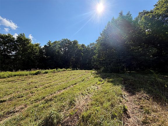 3rd image of 15710 Beaverdam Rd