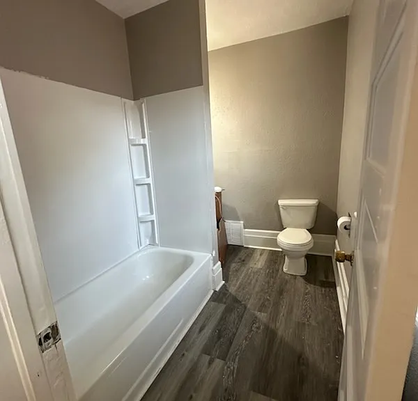 1160 Sanford St #2 — Photo 9