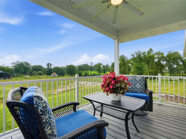 2416 Kestrel Dr SE, Cedar Rapids, IA 52403