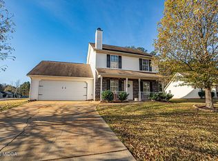 326 Autumn Ridge Trl, Gray, GA 31032