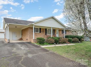 446 Springview Ct NW, Concord, NC 28027