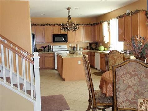 2nd image of 83791 Avenida Verano