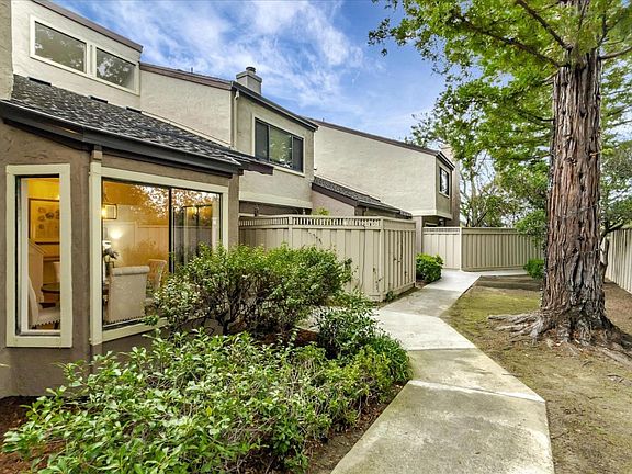2nd image of 1662 Las Piedras Ct