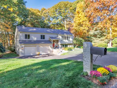 11 Winthrop Woods Road, Shelton, CT, 06484