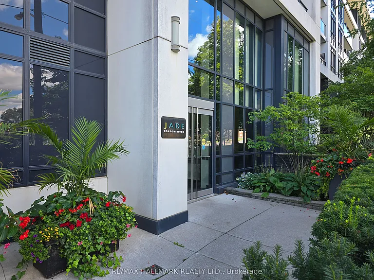 399 Spring Garden Ave #316 — Photo 2