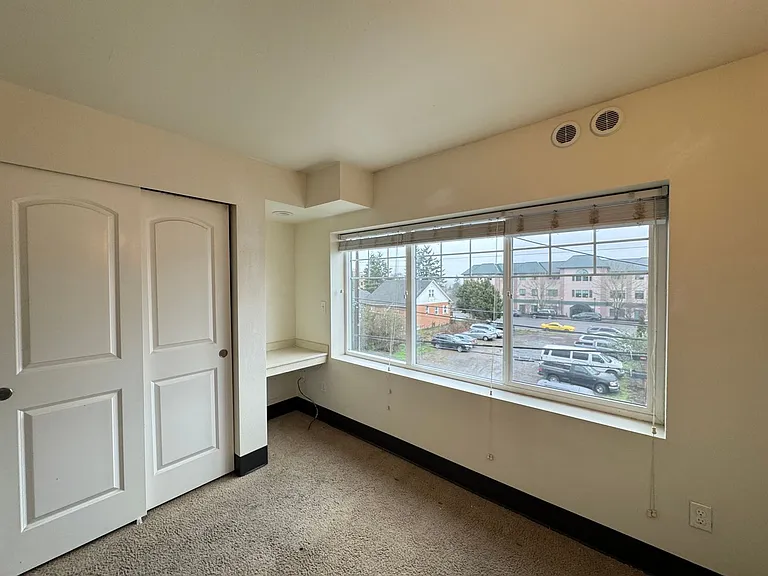 Park Place Apartments — Photo 31
