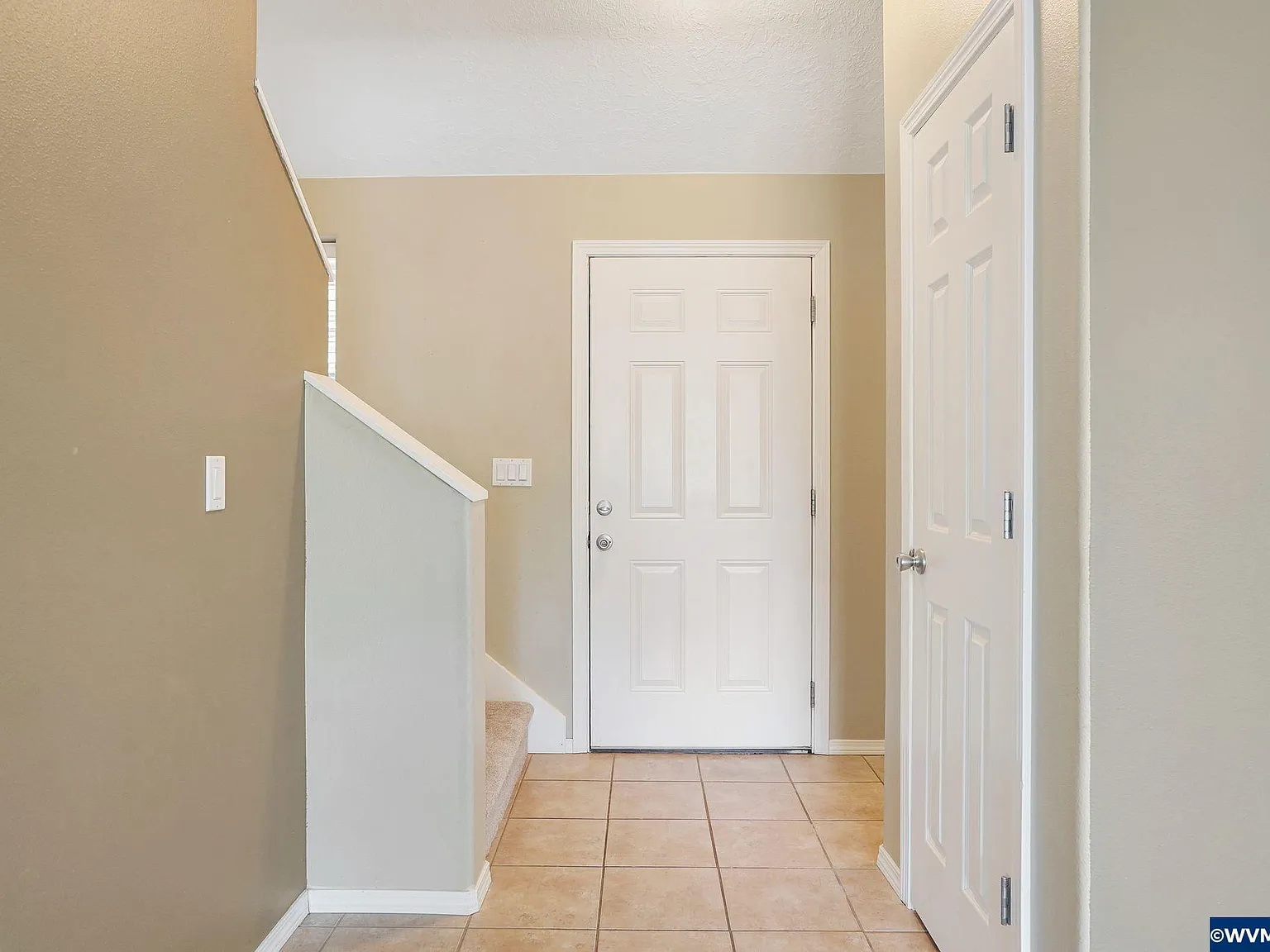 3 bed, 2.5 bath, 1518 sqft, $2,495 — Photo 3
