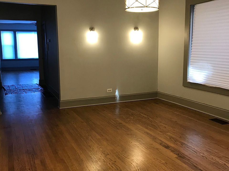 1st image of 6945 S Paxton Ave APT 1
