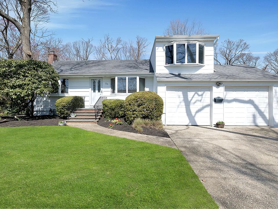 1st image of 54 Quebec Dr