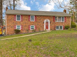 110 Brundidge Cir, North Chesterfield, VA 23236