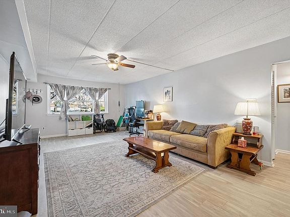 3rd image of 114 Riversedge Dr #114