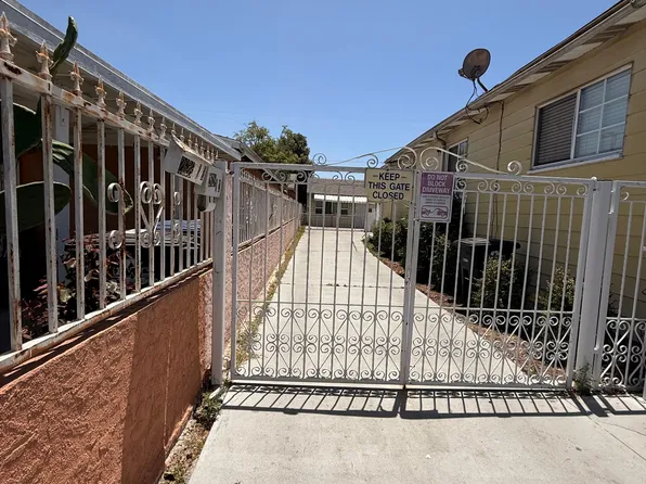 2628 Iowa Ave, South Gate, CA 90280
