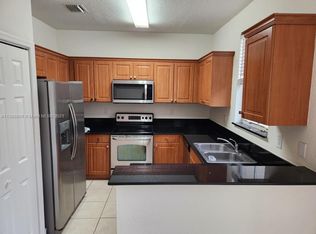 8139 NW 108th Pl, Doral, FL 33178