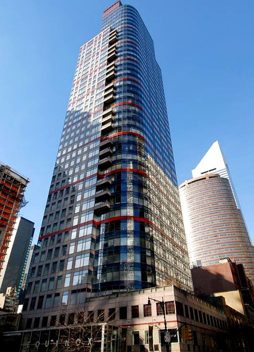 2nd image of 250 E 54th St APT 6E