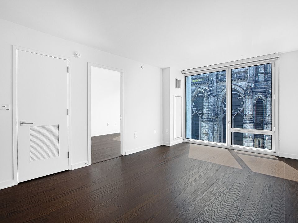 1st image of 400 W 113th St APT 1420