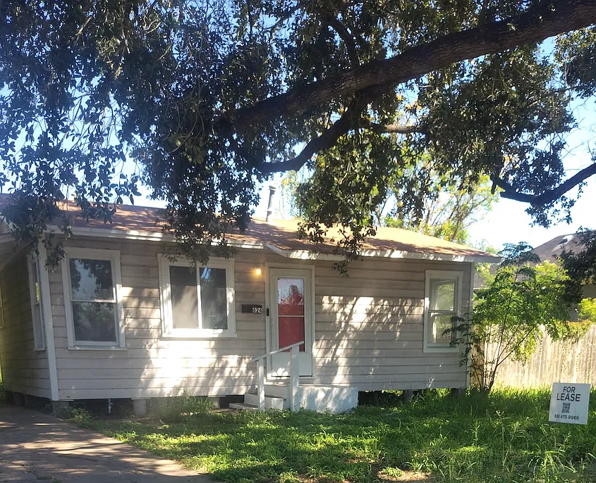 2 bed, 660 sqft, $1,050 — Photo 1