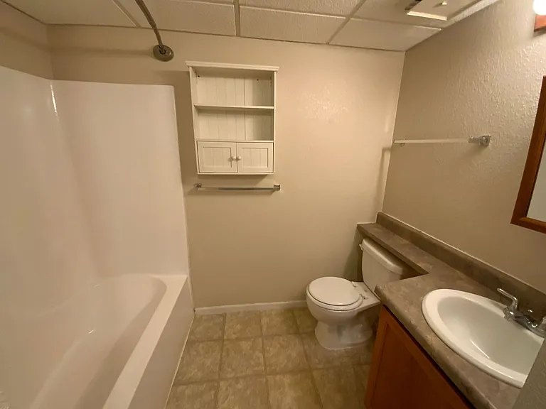 1605 Steamboat Ln — Photo 60