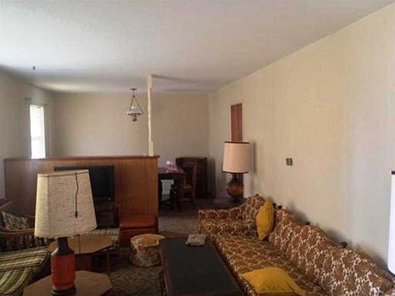 3rd image of 1125 S Lake Sequoyah Dr