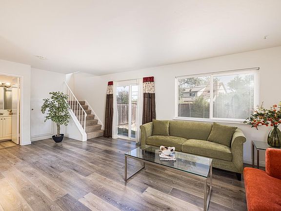 5th image of 1224-1226 Flora Ave