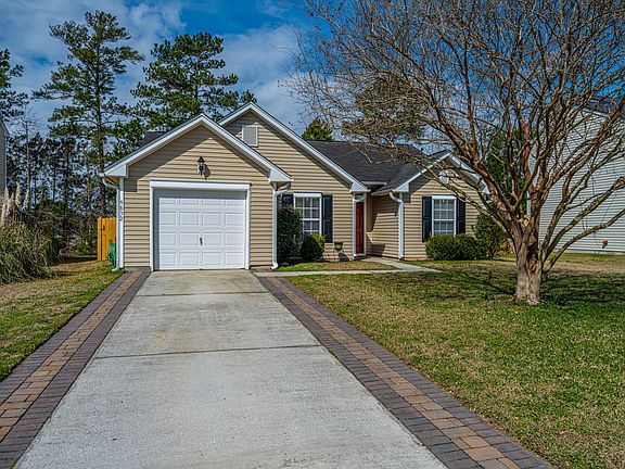 3rd image of 9832 Stockport Cir