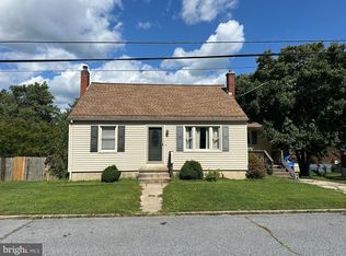 570 Ridge Ave, Harrisburg, PA 17111