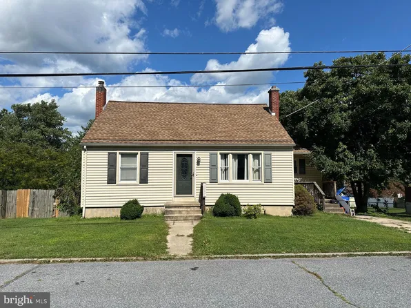 570 Ridge Ave, Harrisburg, PA 17111