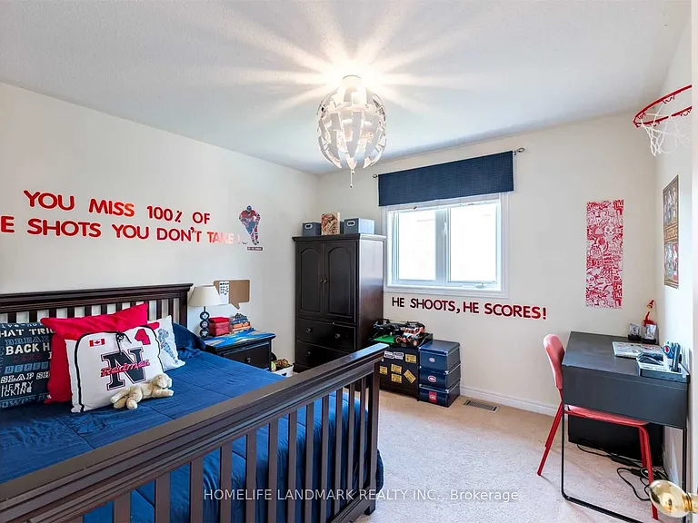 91 Red River Cres — Photo 24