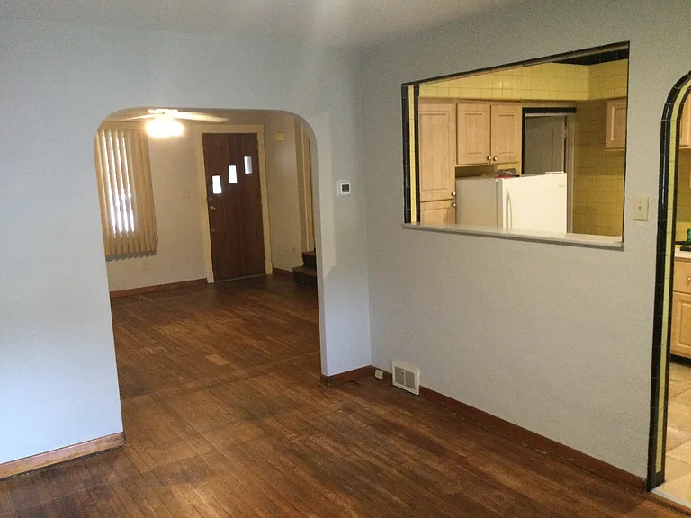 3332 Parkview Ave — Photo 6