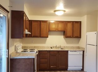 6923 SE Martins St, Portland, OR 97206