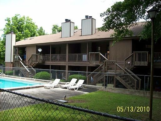 1st image of 216 Dixie Dr #3