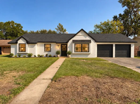 920 Lockwood Dr, Beaumont, TX 77706