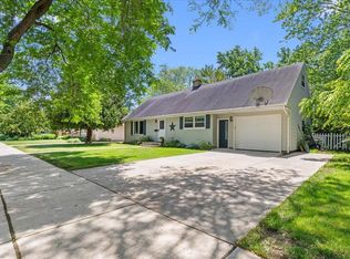 419 W Monroe St, Port Washington, WI