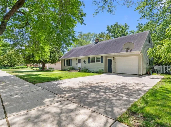 419 West Monroe STREET, Port Washington, WI 53074