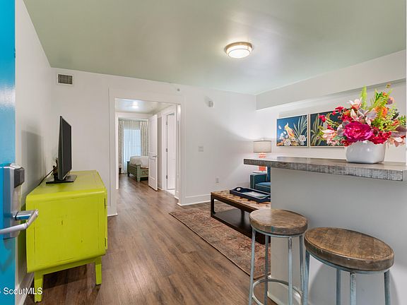 4th image of 1200 Ocean Blvd #307