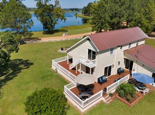 1661 Eastlake Dr, Screven, GA 31560