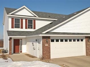 2568 Hawk Ridge Ct SE, Rochester, MN 55904