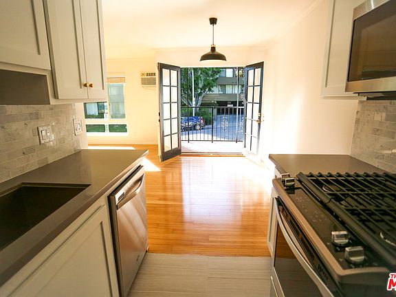 5th image of 1222 N Olive Dr APT 101