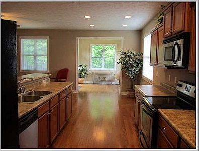 2nd image of 1408 Hideaway Cir