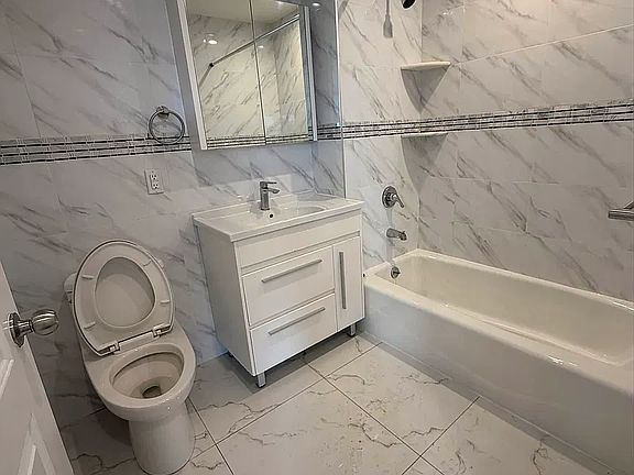 4th image of 45-16 83rd St #4