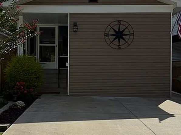 4221 Riverbank Run, Hiawassee, GA 30546